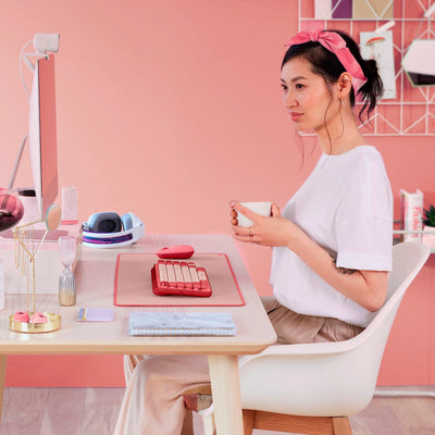 Mouse Pad Antideslizante Logitech Desk Mat Studio 70 x 30cm