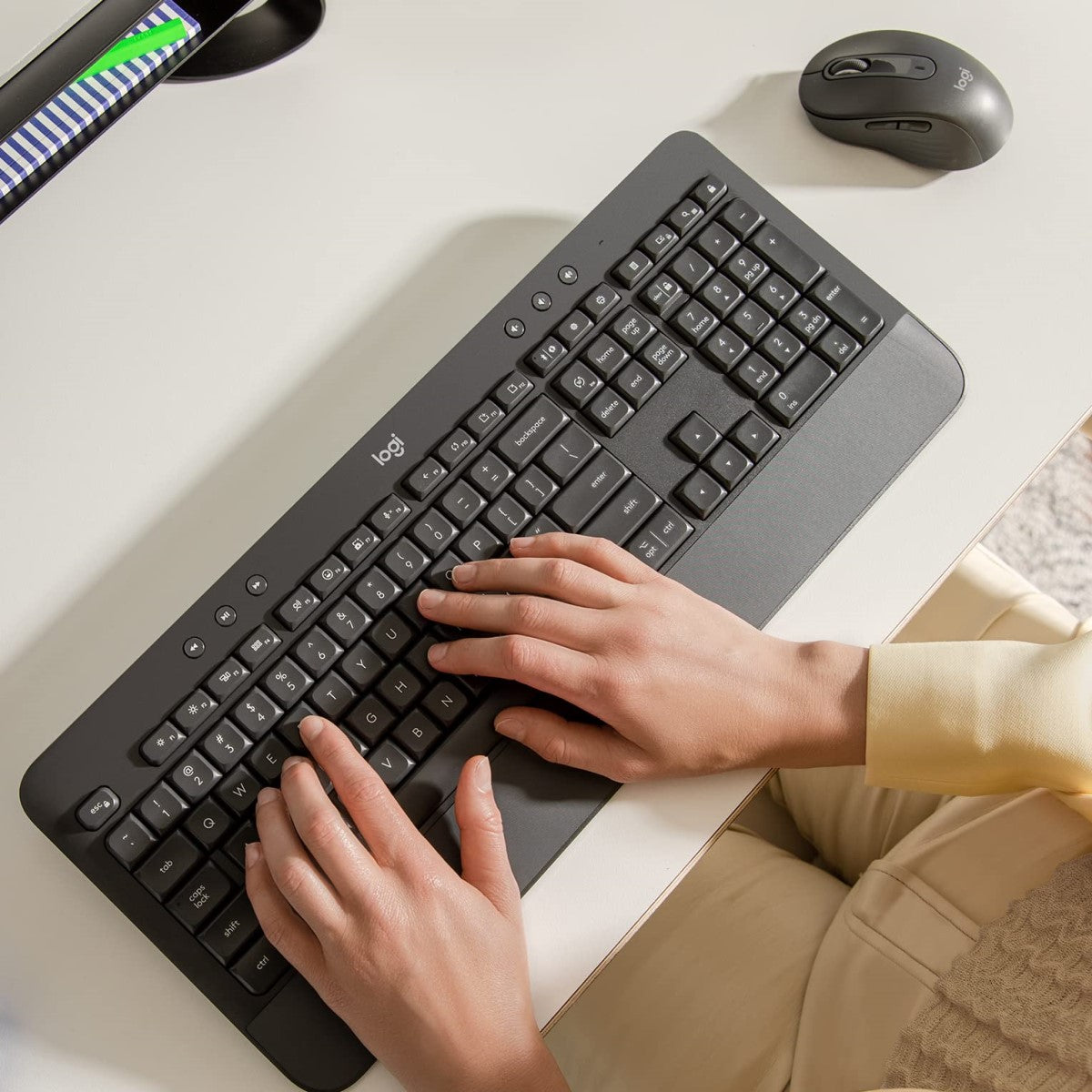 Teclado inalámbrico Logitech Signature K650 en español - Bluetooth – Cover Company
